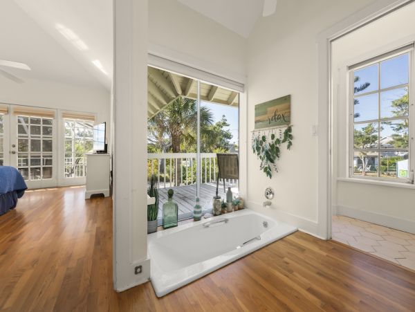 Sanibel Island Vacation Rental - 3 Bedroom Beach Home with Pool & Spa