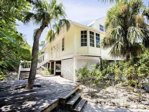 Sanibel Island Vacation Rental - 3 Bedroom Beach Home with Pool & Spa