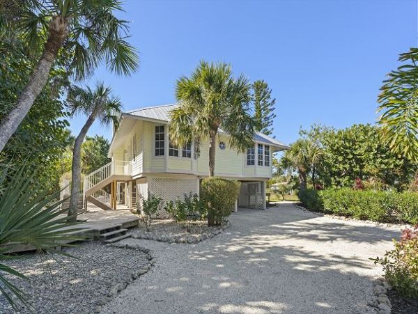 Sanibel Island Vacation Rental - 3 Bedroom Beach Home with Pool & Spa