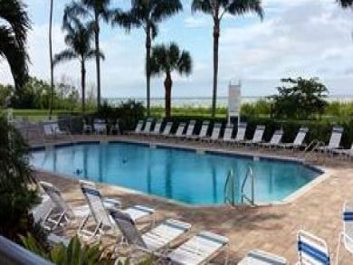 Community pool