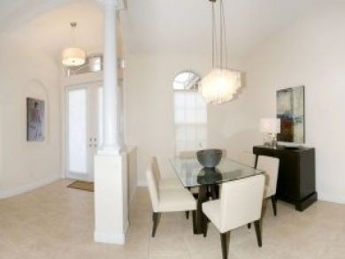 Dining area seats six Dining area seats six
