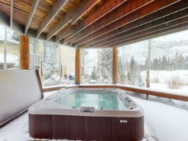 East Vail Rental with 4 Bedrooms plus Den & Mountain Views