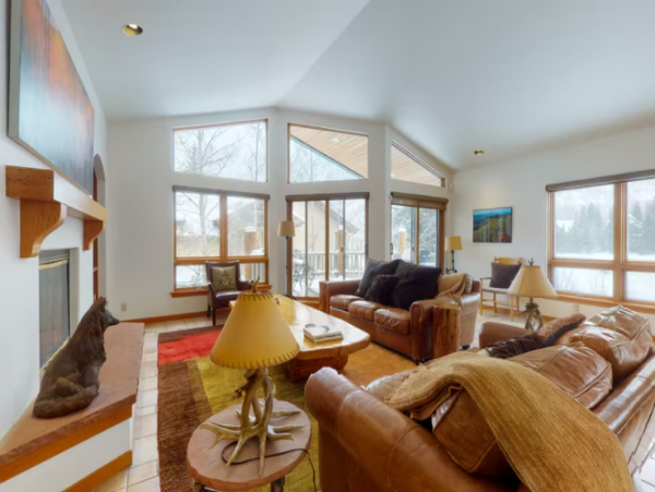 East Vail Rental with 4 Bedrooms plus Den & Mountain Views