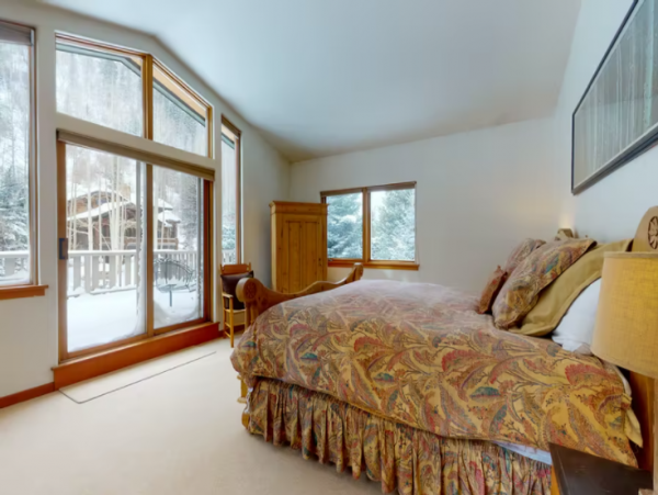 East Vail Rental with 4 Bedrooms plus Den & Mountain Views