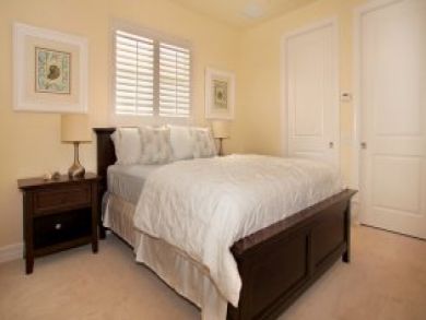 Bedroom 3 with queen bed Bedroom 3 with queen bed