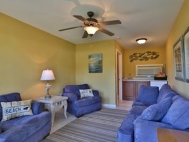 Poolside cabana living room & wet bar