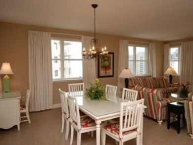 Dining area seats six Dining area seats six