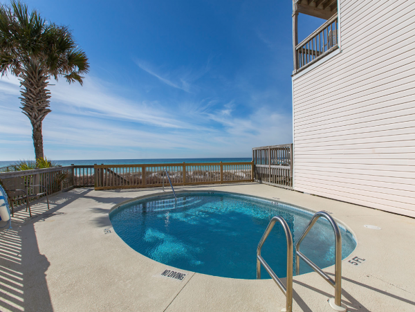 Gulf Front Town home on Panama City Beach Sleeps 14