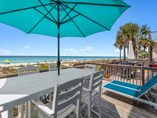 Gulf Front Town home on Panama City Beach Sleeps 14