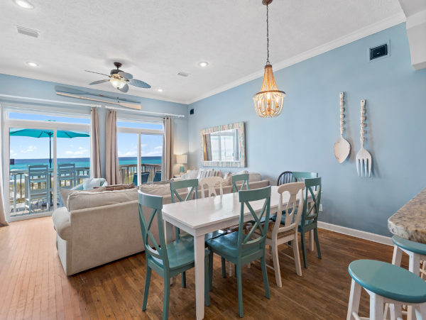 Gulf Front Town home on Panama City Beach Sleeps 14