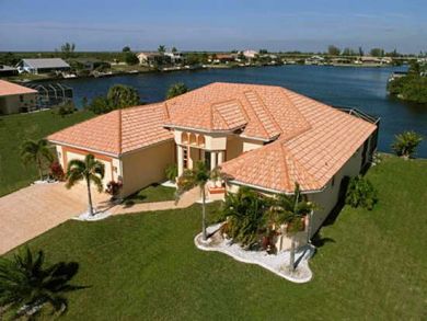 Lake front home for rent in Cape Coral, Florida