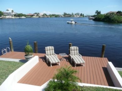 Deck with sun loungers