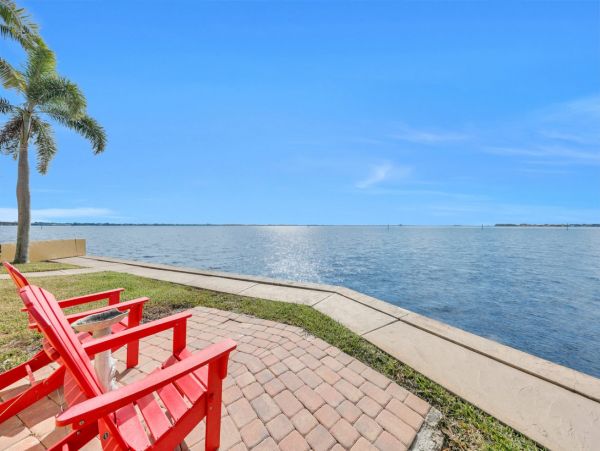 Cape Coral Vacation Home with Spectacular River Views
