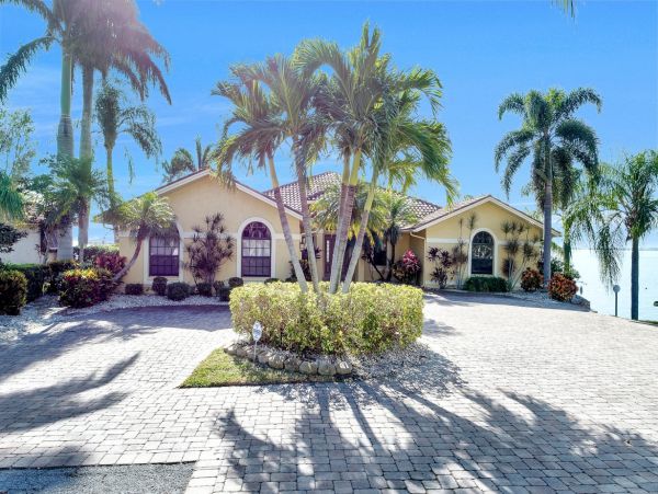Cape Coral Vacation Home with Spectacular River Views