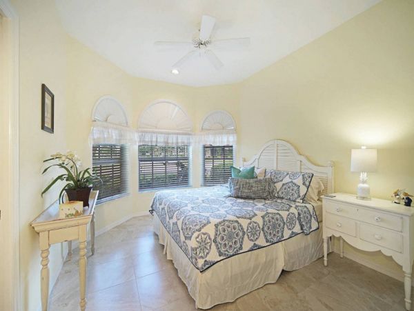 Cape Coral Luxury Pool Vacation Home