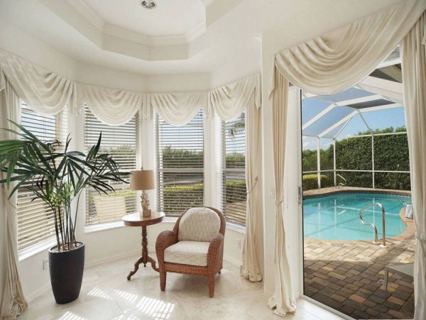 Cape Coral Luxury Pool Vacation Home