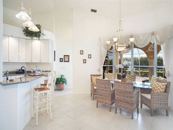 Cape Coral Luxury Pool Vacation Home