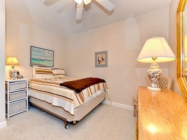Gulf Views Vacation Condo Two Bedroom