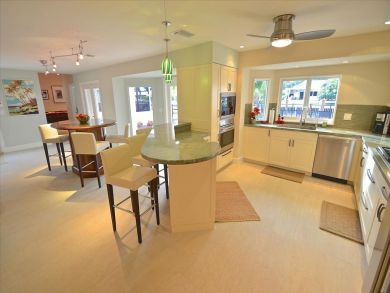 Fort Lauderdale Vacation Home Sleeps Ten Guests.
