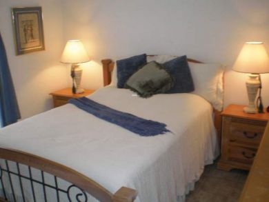 Bedroom 2 with king bed