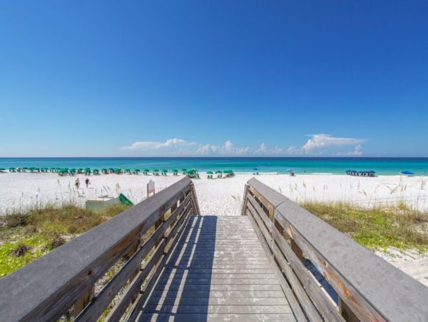 Posh Miramar Beach 6 Bedroom Rental Home with Private Pool