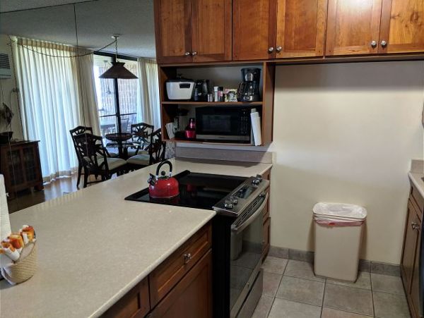 MAUI 2 BEDROOM 2 BATH CONDO