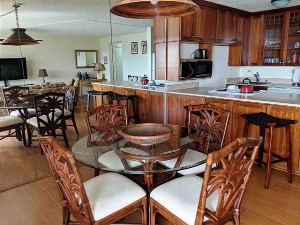 MAUI 2 BEDROOM 2 BATH CONDO