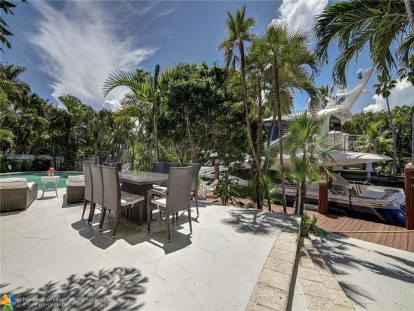 Fort Lauderdale Fabulous Luxury 6 Bedroom Pool Home
