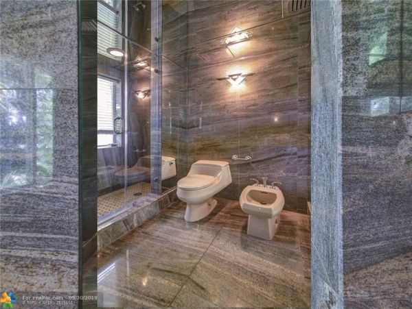 Fort Lauderdale Fabulous Luxury 6 Bedroom Pool Home
