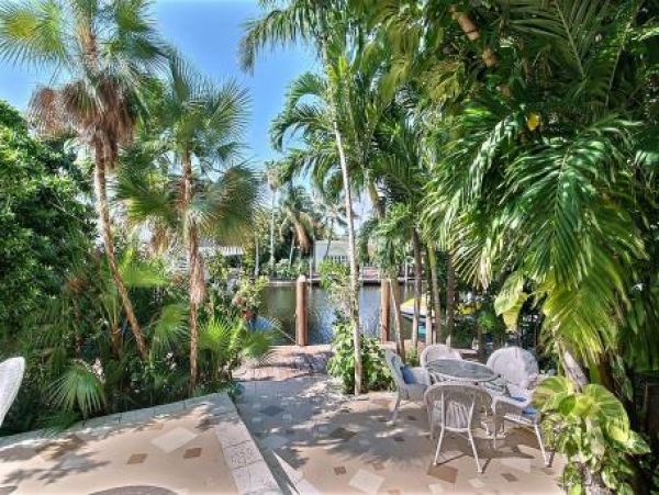 Fort Lauderdale Fabulous Luxury 6 Bedroom Pool Home