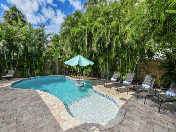Great Three Bedroom Rental Townhome On Anna Maria Island