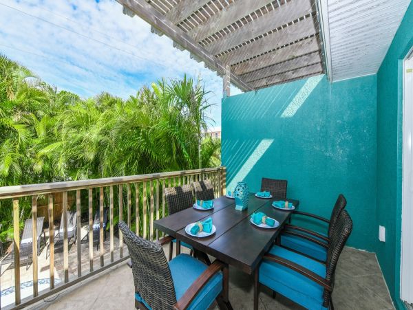 Great Three Bedroom Rental Townhome On Anna Maria Island