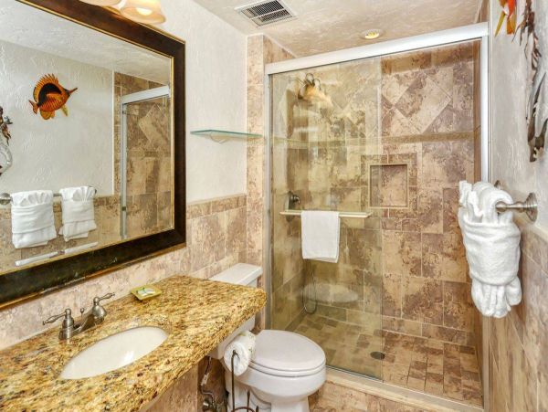 Two Bedroom Gulf Front Condo with amazing Ocean view
