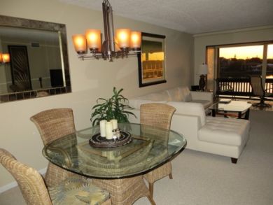 Open living & dining area