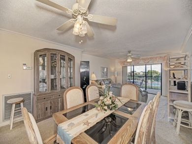 Siesta key Vacation Condo Sleeps 5 Guests with Bay View Siesta key Vacation Condo Sleeps 5 Guests with Bay View