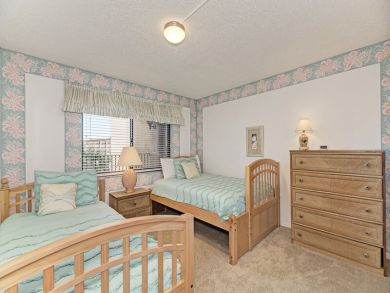 Siesta key Vacation Condo Sleeps 5 Guests with Bay View Siesta key Vacation Condo Sleeps 5 Guests with Bay View