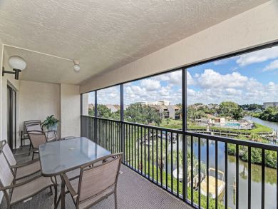 Siesta key Vacation Condo Sleeps 5 Guests with Bay View Siesta key Vacation Condo Sleeps 5 Guests with Bay View