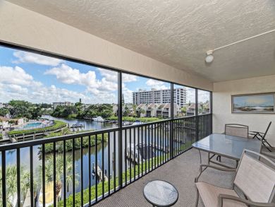 Siesta key Vacation Condo Sleeps 5 Guests with Bay View Siesta key Vacation Condo Sleeps 5 Guests with Bay View