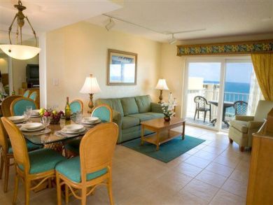 Living & dining area