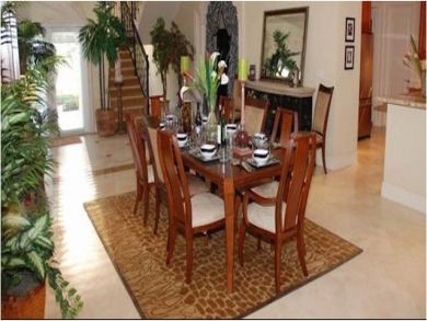 Dining room seats 8 Dining room seats 8