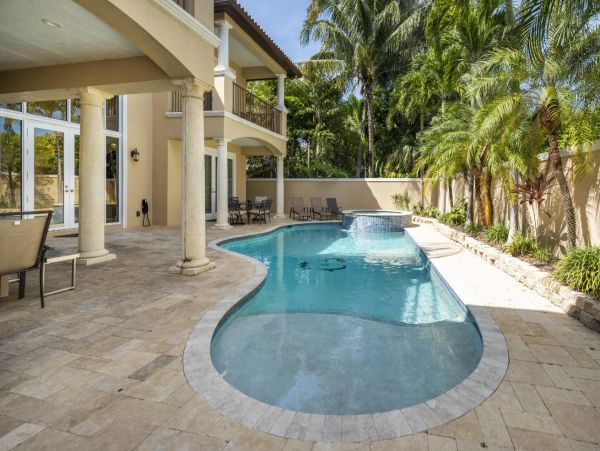 Spectacular 6 Bedrooms Fort Lauderdale Vacation Pool Home