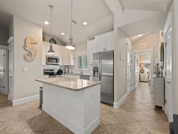 Anna Maria Island Holmes Beach Home 881446