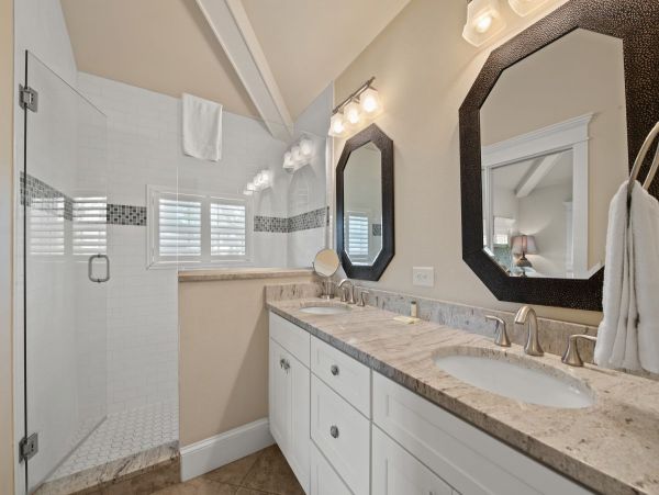 Anna Maria Island Holmes Beach Home 881446