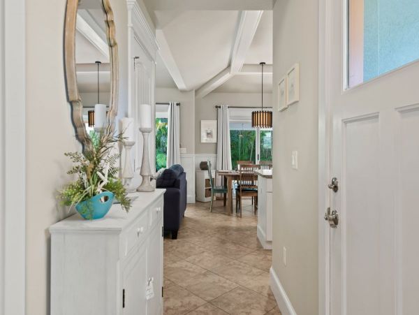 Anna Maria Island Holmes Beach Home 881446