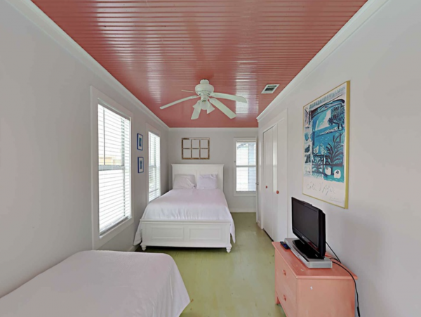 Great Value Crystal Beach Vacation Rental Home Sleeps 12