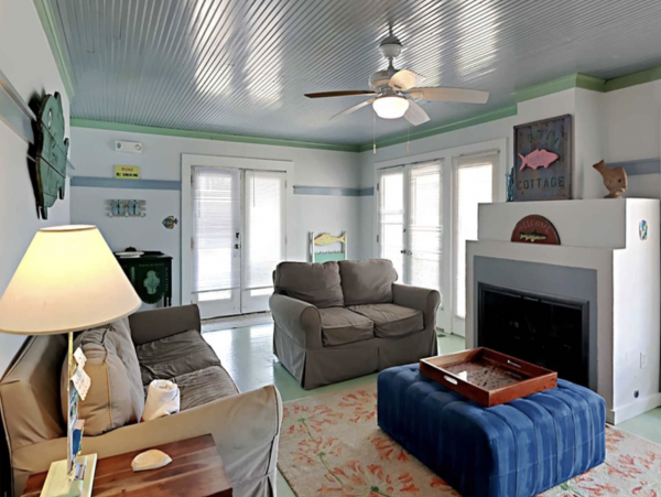 Great Value Crystal Beach Vacation Rental Home Sleeps 12
