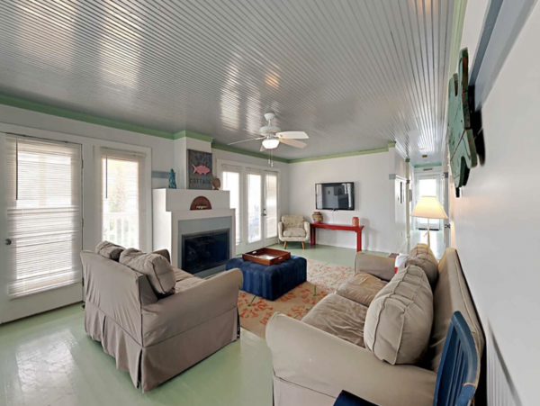 Great Value Crystal Beach Vacation Rental Home Sleeps 12
