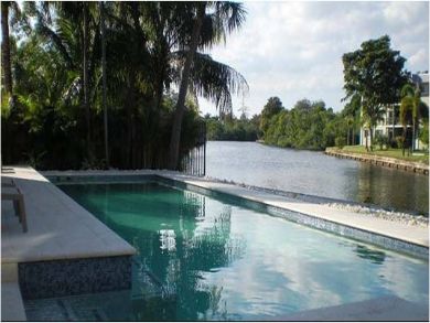 Beautiful vacation home with private pool in Fort Lauderdale, Florida Beautiful vacation home with private pool in Fort Lauderdale, Florida