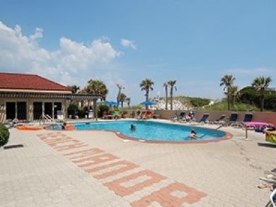 Community pool