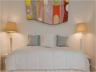 Bedroom 4 with queen bed